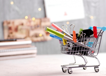 Claiming work-related expenses's photo