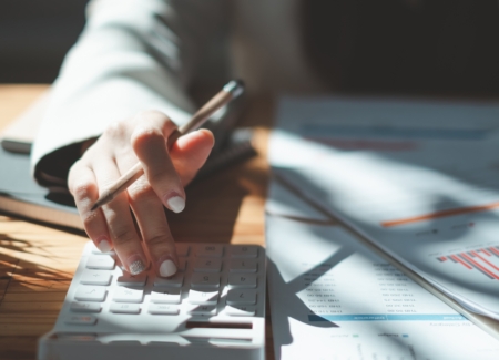 Stuck in the Middle – How the Sandwich Generation can Cope Financially's photo